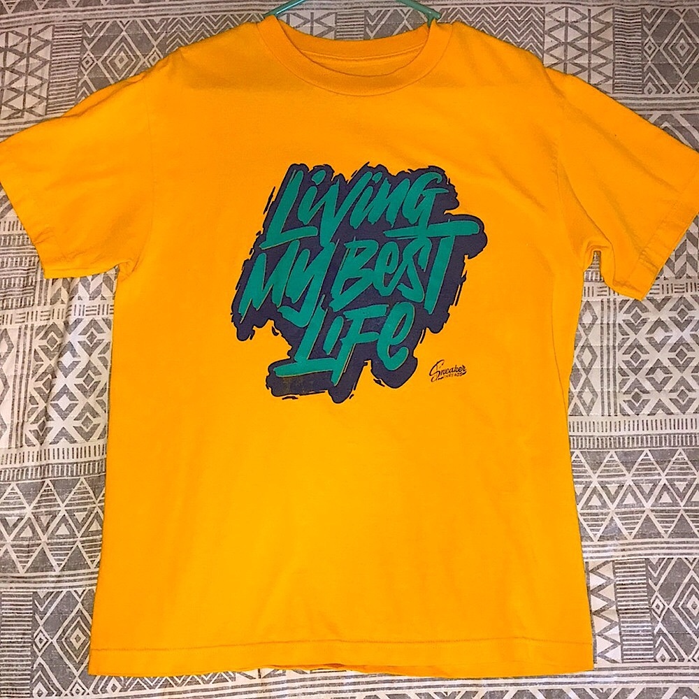 “Living My Best Life” Tee
